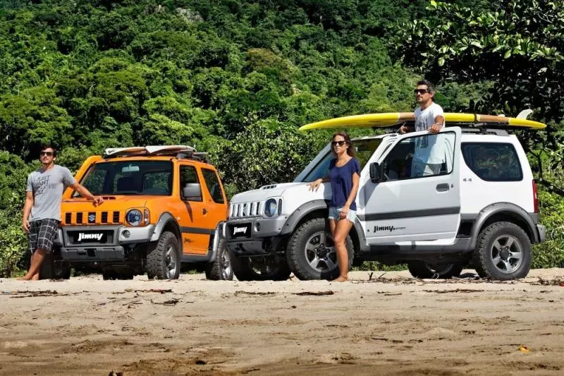 Un 4x4 permet d'accèder aux meilleurs spots de surf