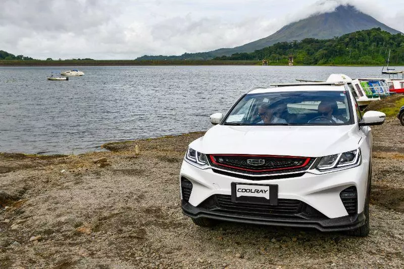Louer une voiture permet de voyager à son rythme