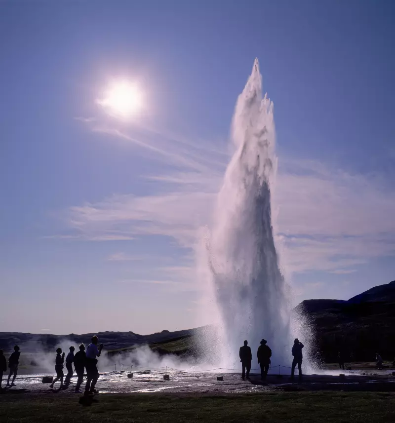 Strokkur, un des geysers de la zone géologique Geysir