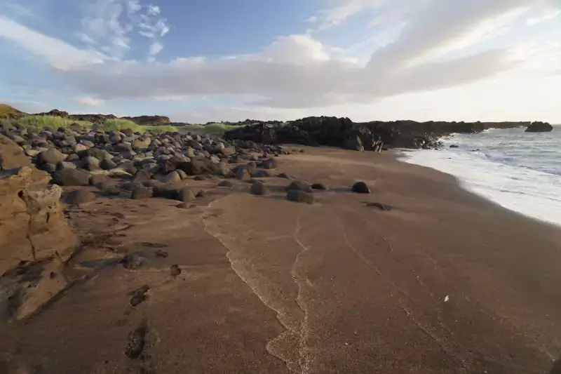 Plage dorée de Skardsvik